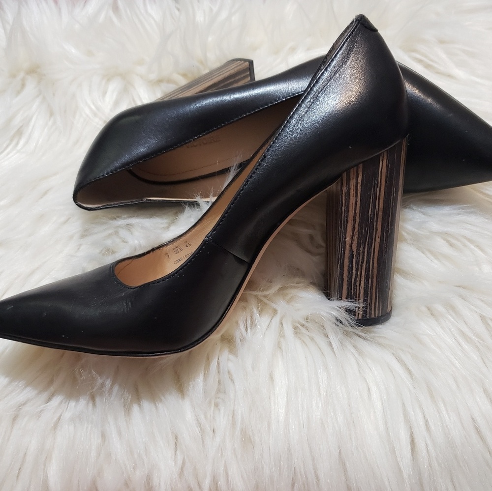 Pour La Victoire Celine Wood Block Heels size 7